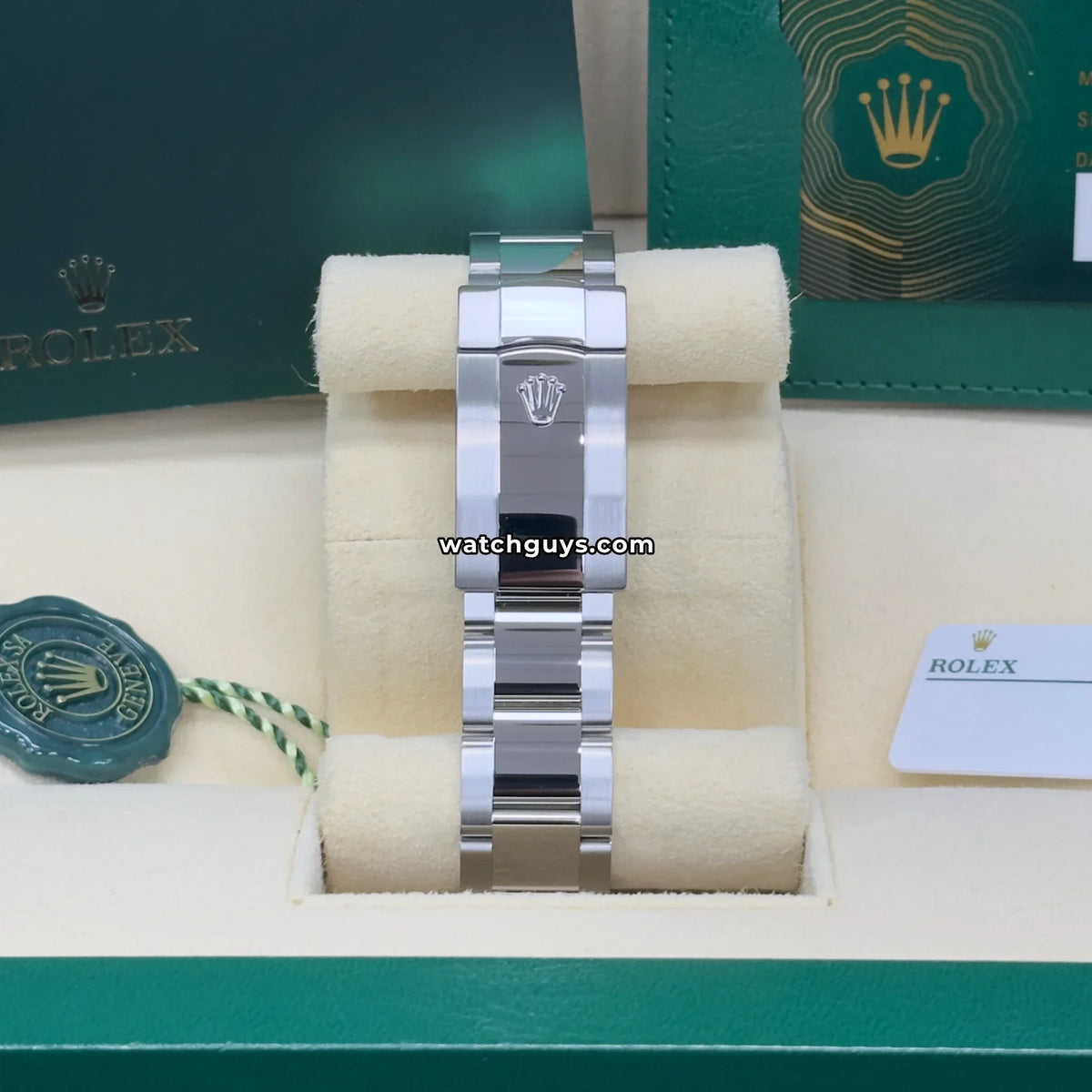 Rolex Datejust 126334 Green Dial Oyster